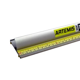 Artemis Straight Edge
