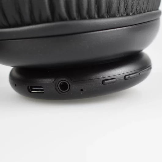 Zendio ANC Wireless Bluetooth Headphones
